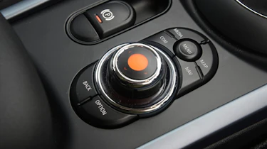 MINI Clubman - infotainment rotary controller