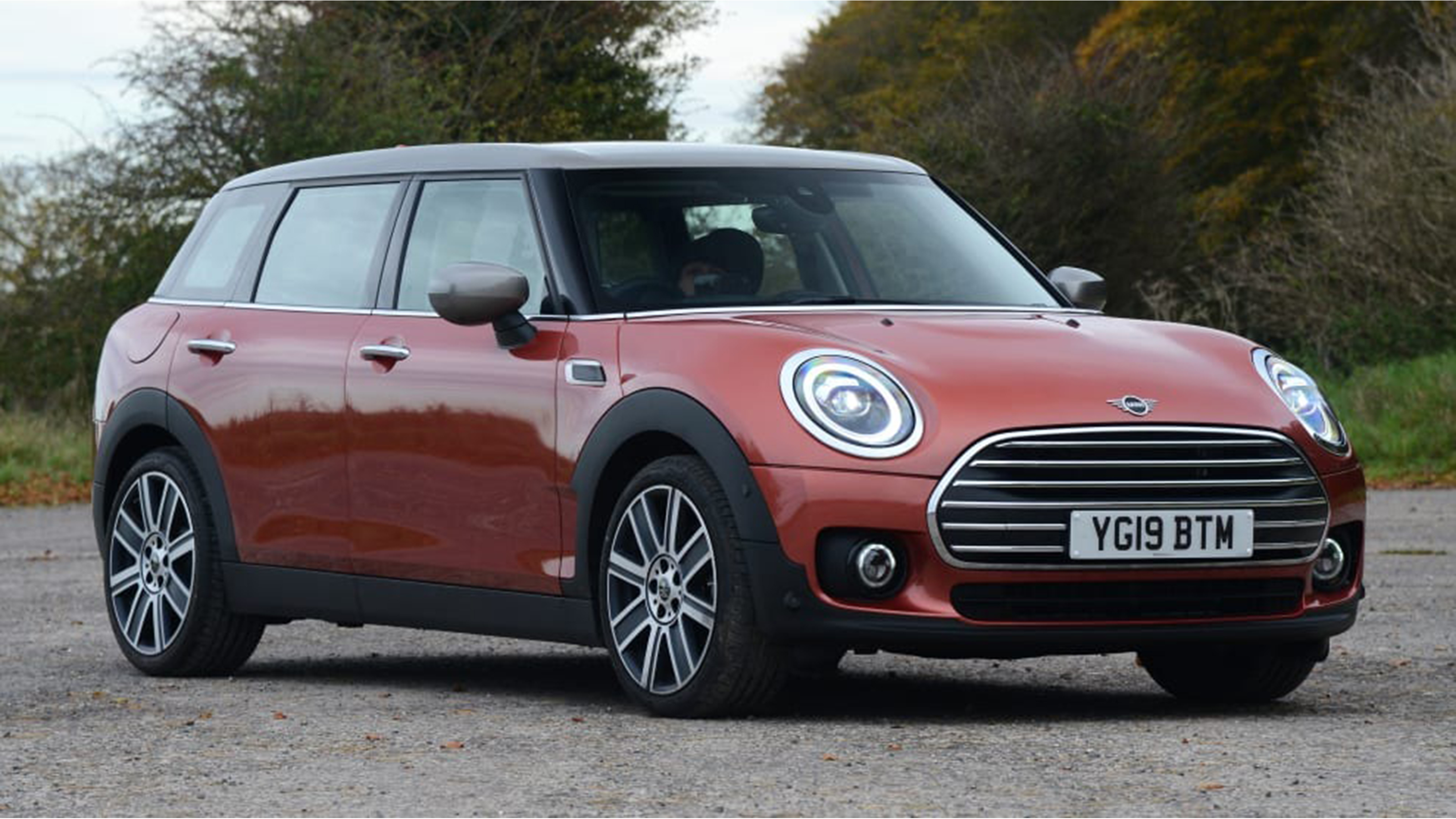 MINI Clubman - front static