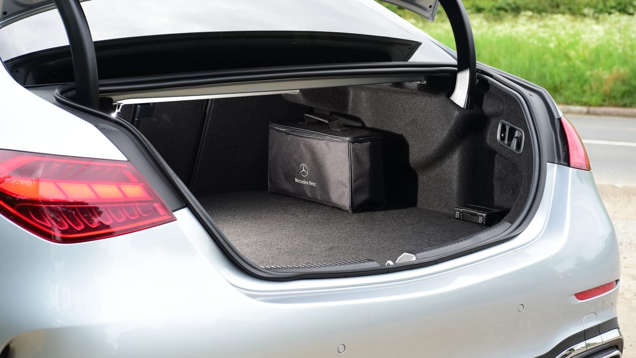 Mercedes C 300 e - boot