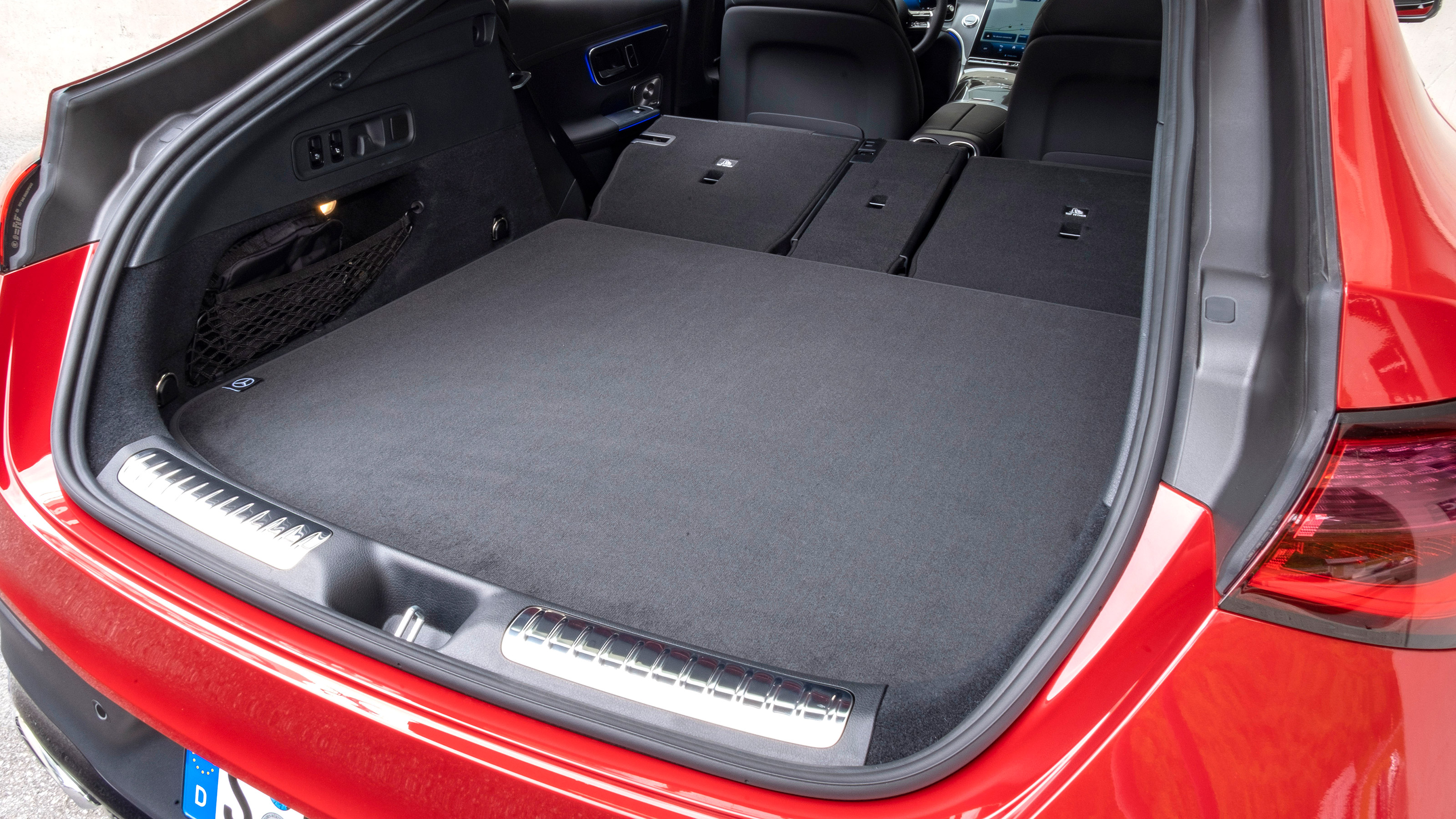 Mercedes GLC Coupe - boot seats down