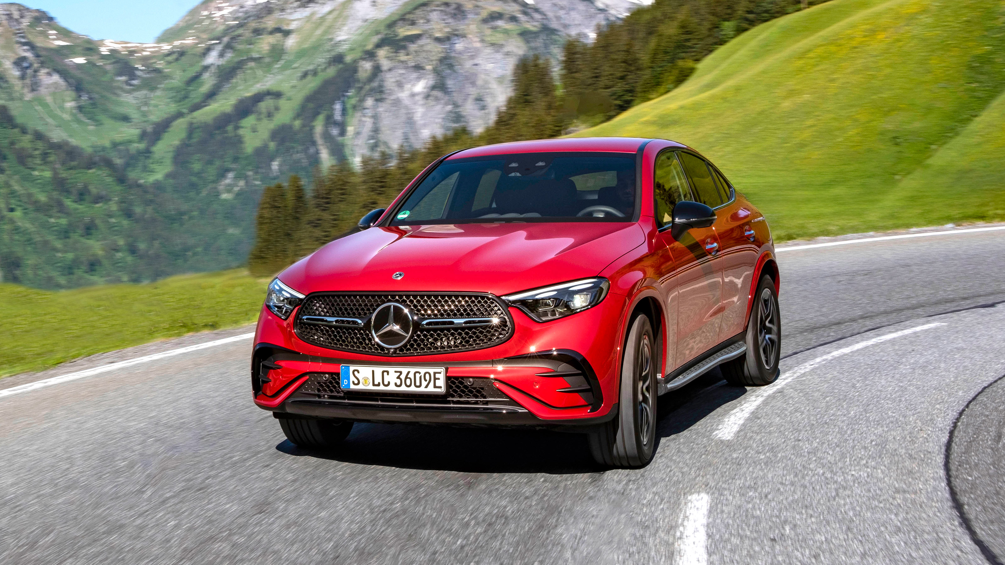Mercedes GLC Coupe - front cornering