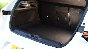 Vauxhall Astra GSe - boot