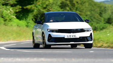 Vauxhall Astra GSe - cornering