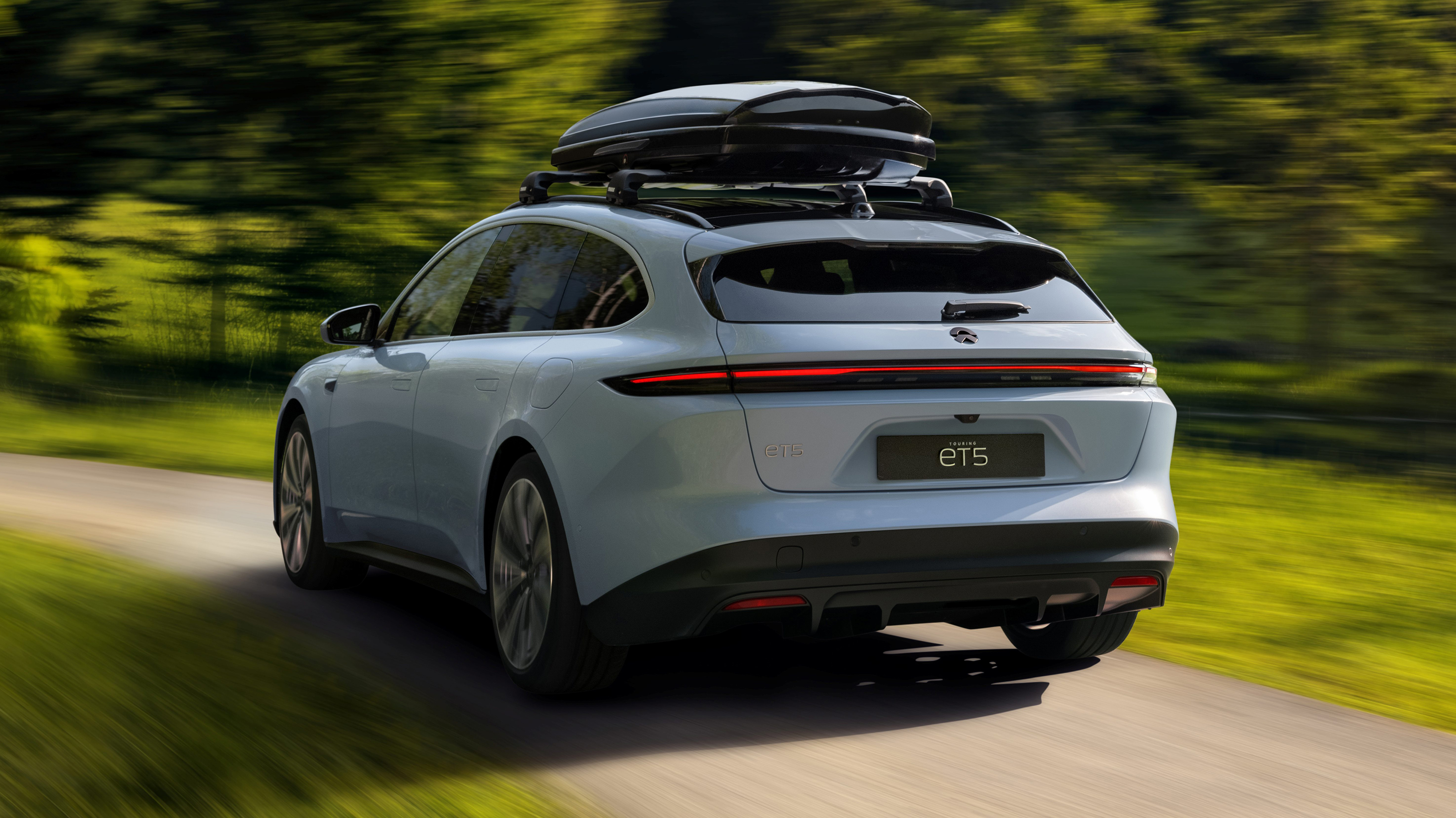Nio ET5 Touring - rear tracking