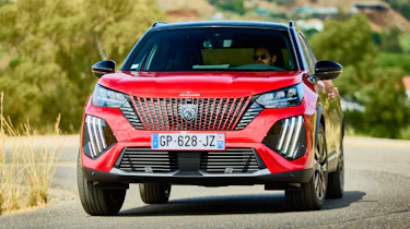 Peugeot e-2008 - action