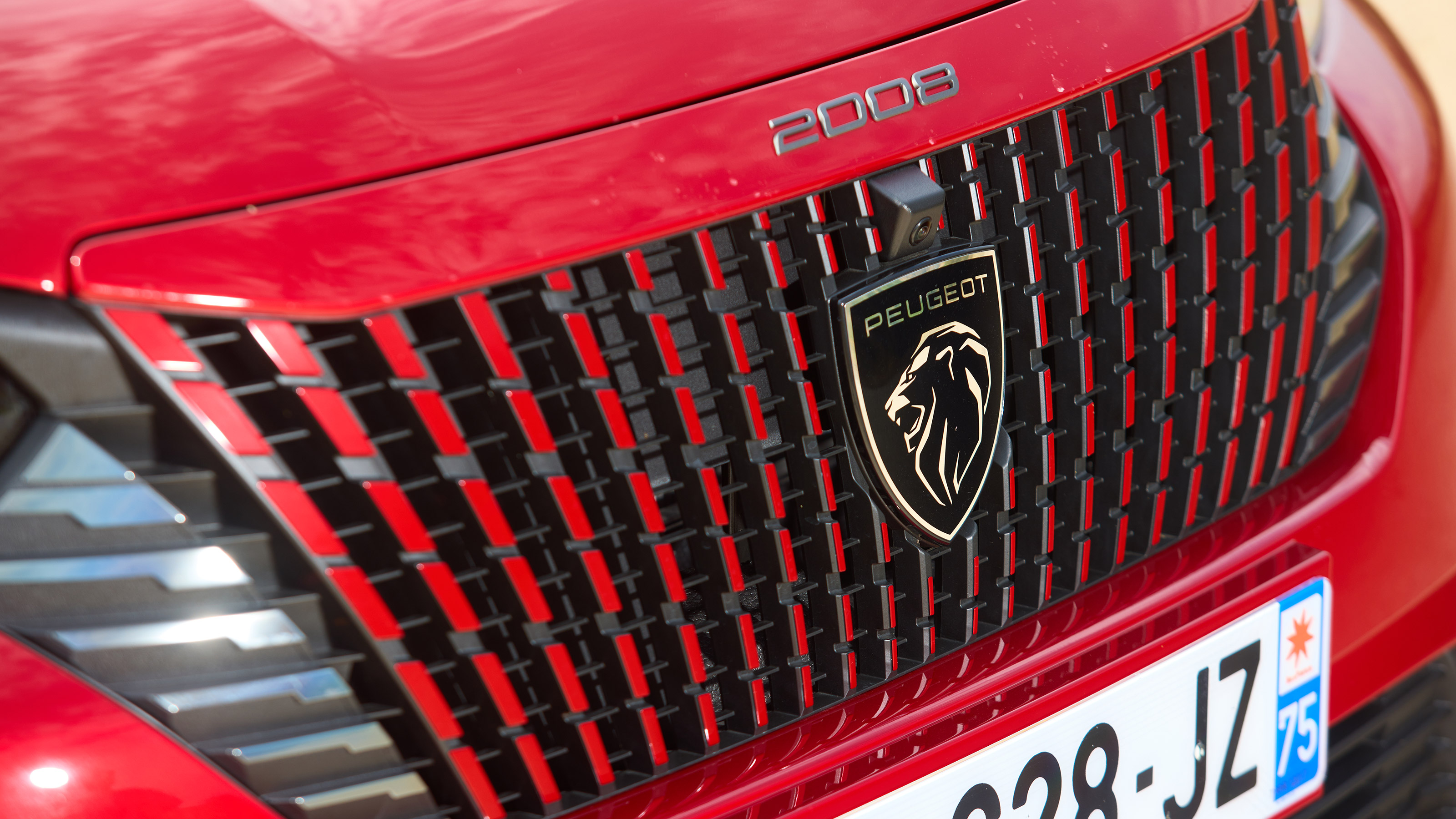 Peugeot e-2008 - grille
