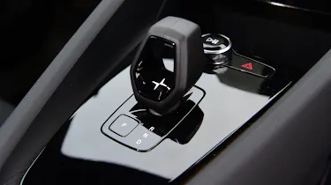 Polestar 2 - gear selector