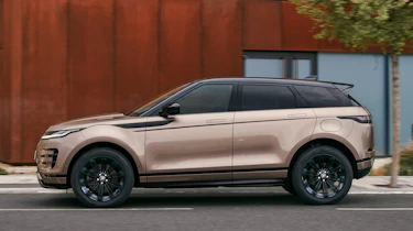 Range Rover Evoque - side gold
