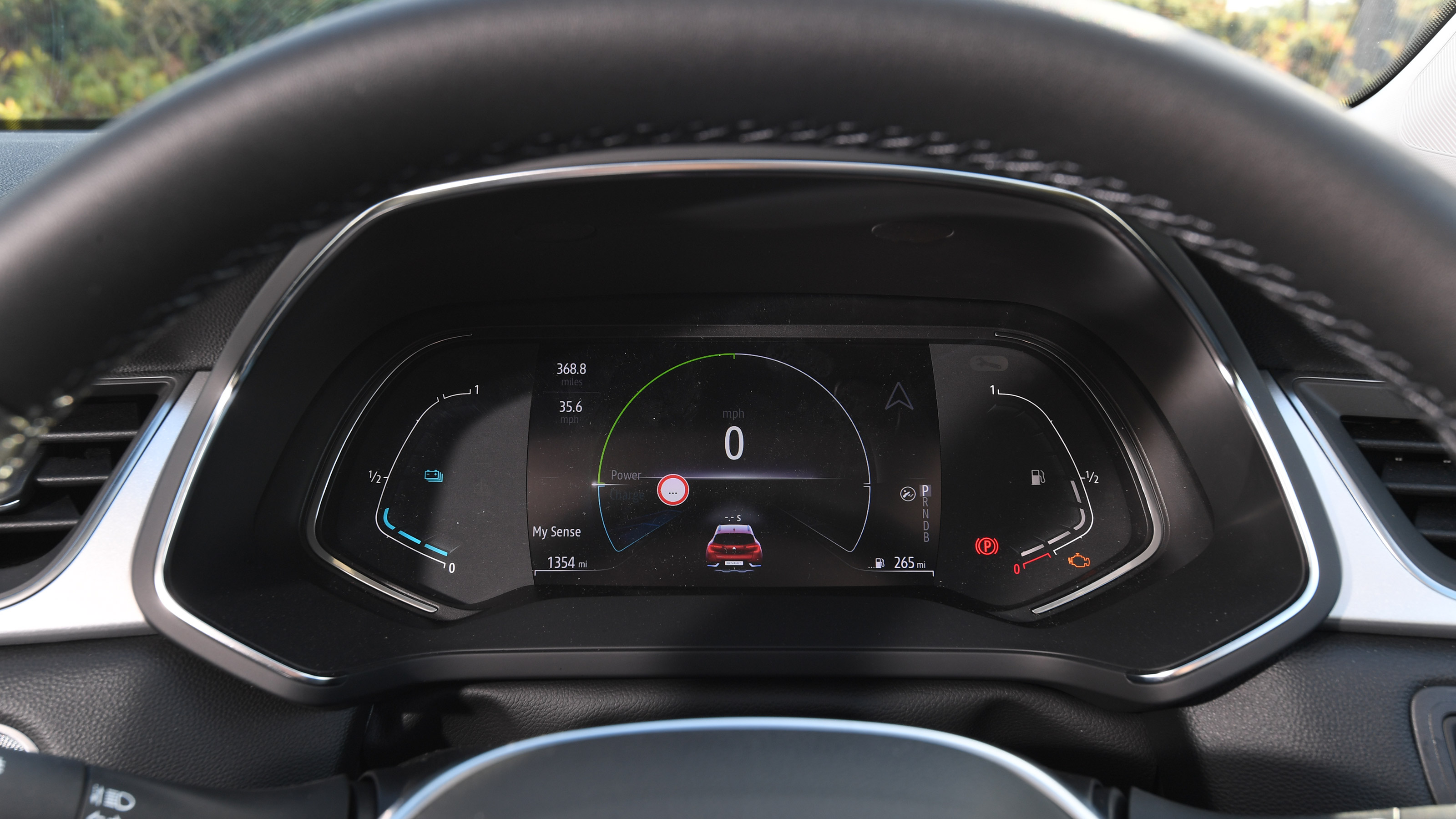 Renault Captur E-Tech - digital driver's display
