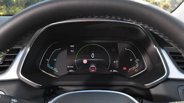 Renault Captur E-Tech - digital driver's display