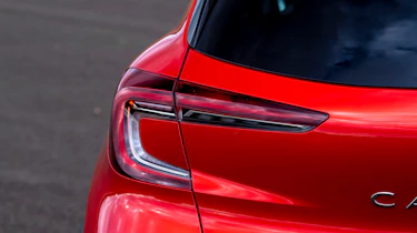 Renault Captur E-Tech - tail-lights