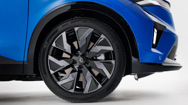 Renault Rafale - wheel