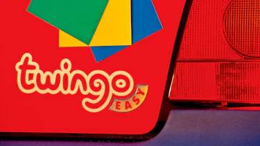 Renault Twingo badge
