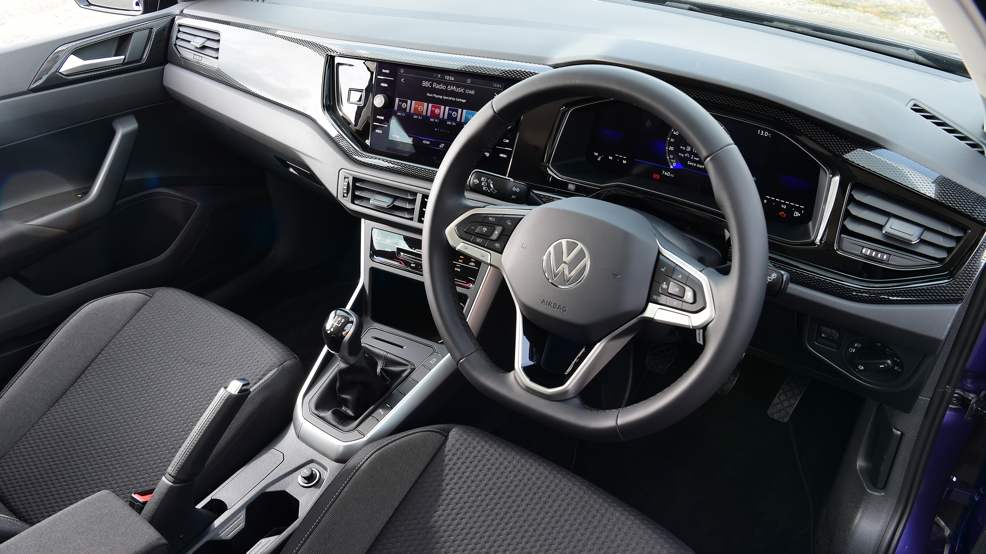 Volkswagen Polo - interior