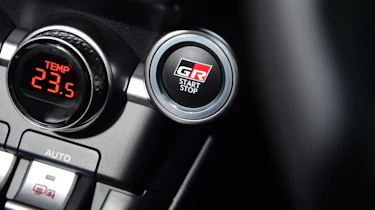 Toyota GR86 - GR button