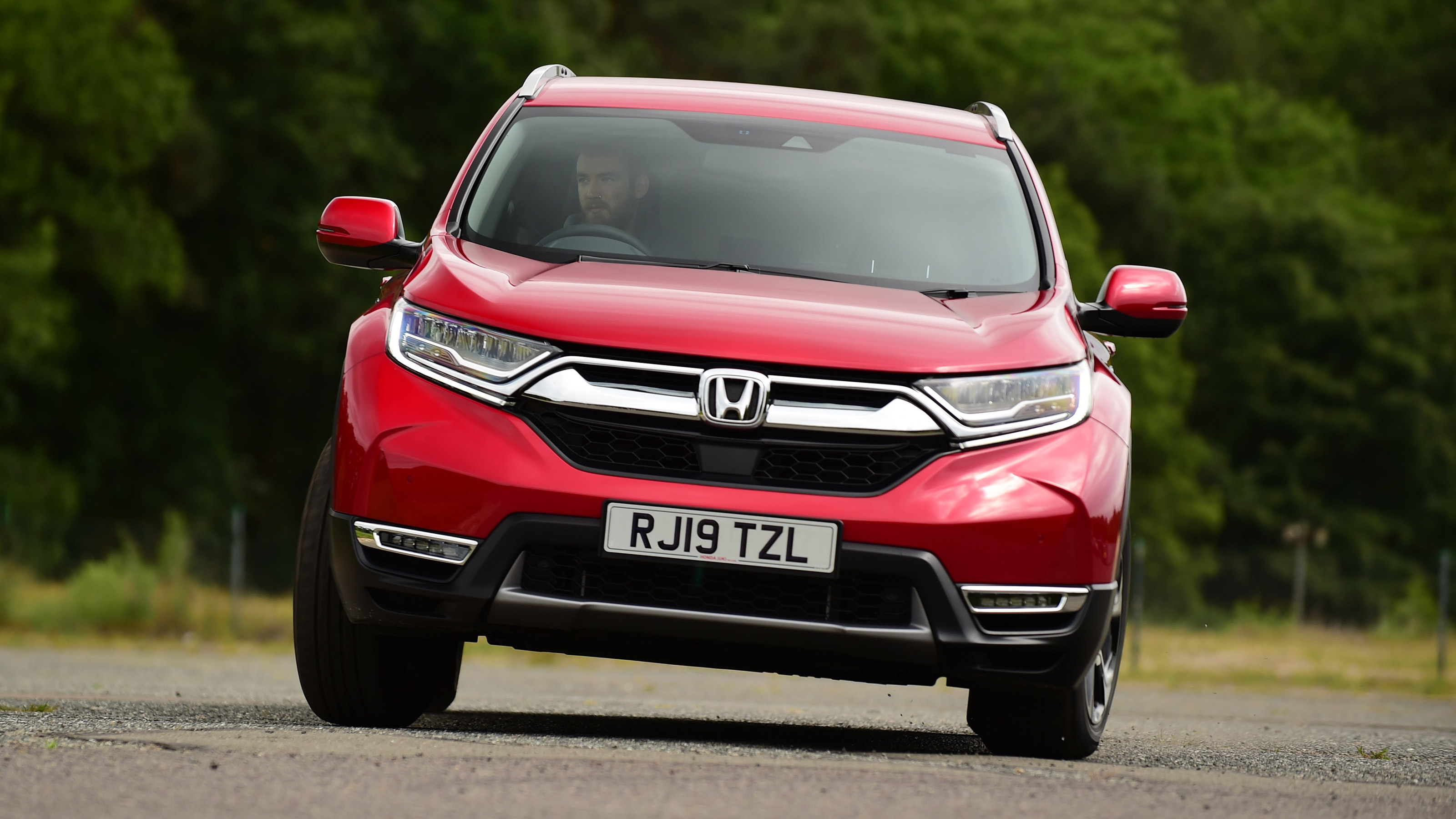 Used Honda CR-V Mk5 - front action