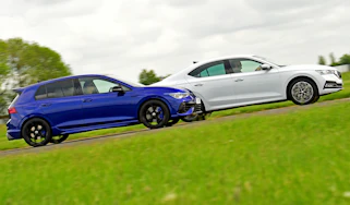 Volkswagen Golf and Skoda Octavia - side tracking right