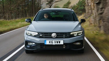 Volkswagen Passat Estate - full front