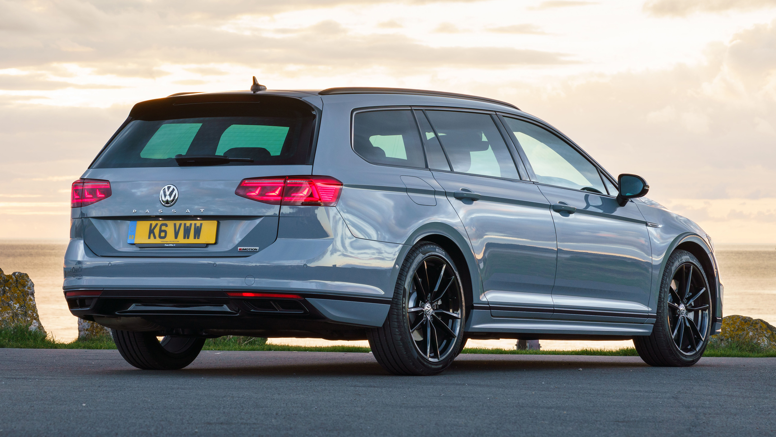 Volkswagen Passat Estate - rear static