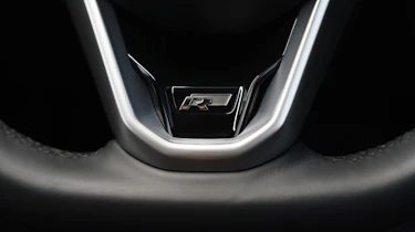 Volkswagen Passat Estate - steering wheel