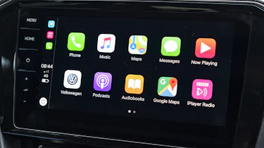 Volkswagen Passat Estate - Apple CarPlay