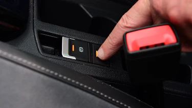 Volkswagen T-Cross - operating handbrake switch