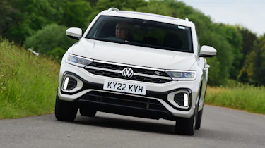 Volkswagen T-Cross - front cornering