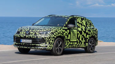 Volkswagen Tiguan prototype - front cornering