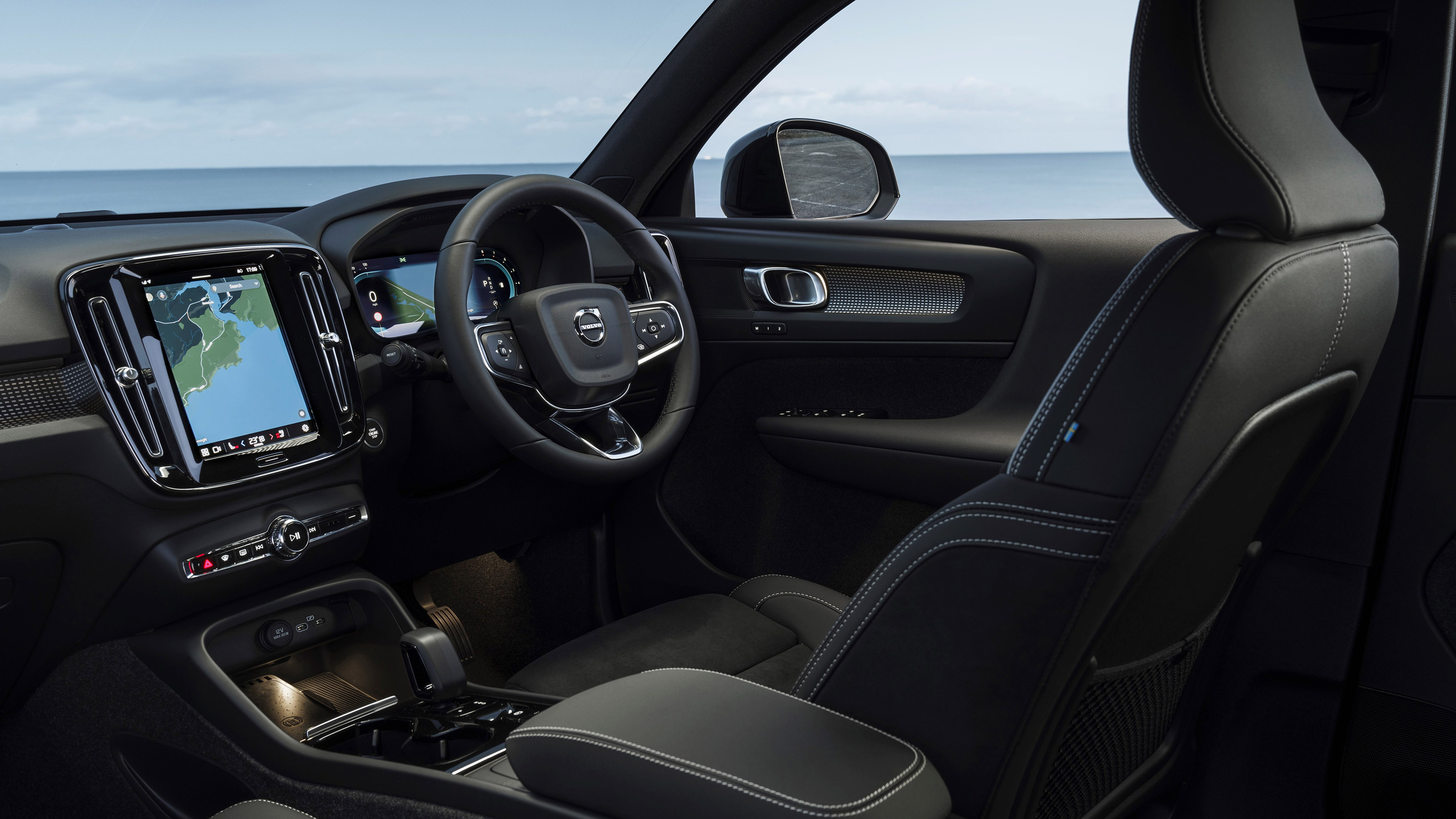 Volvo XC40 B3 MHEV - cabin