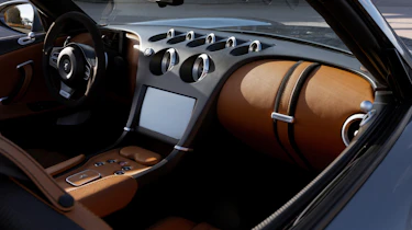 Wiesmann Project Thunderball - cabin