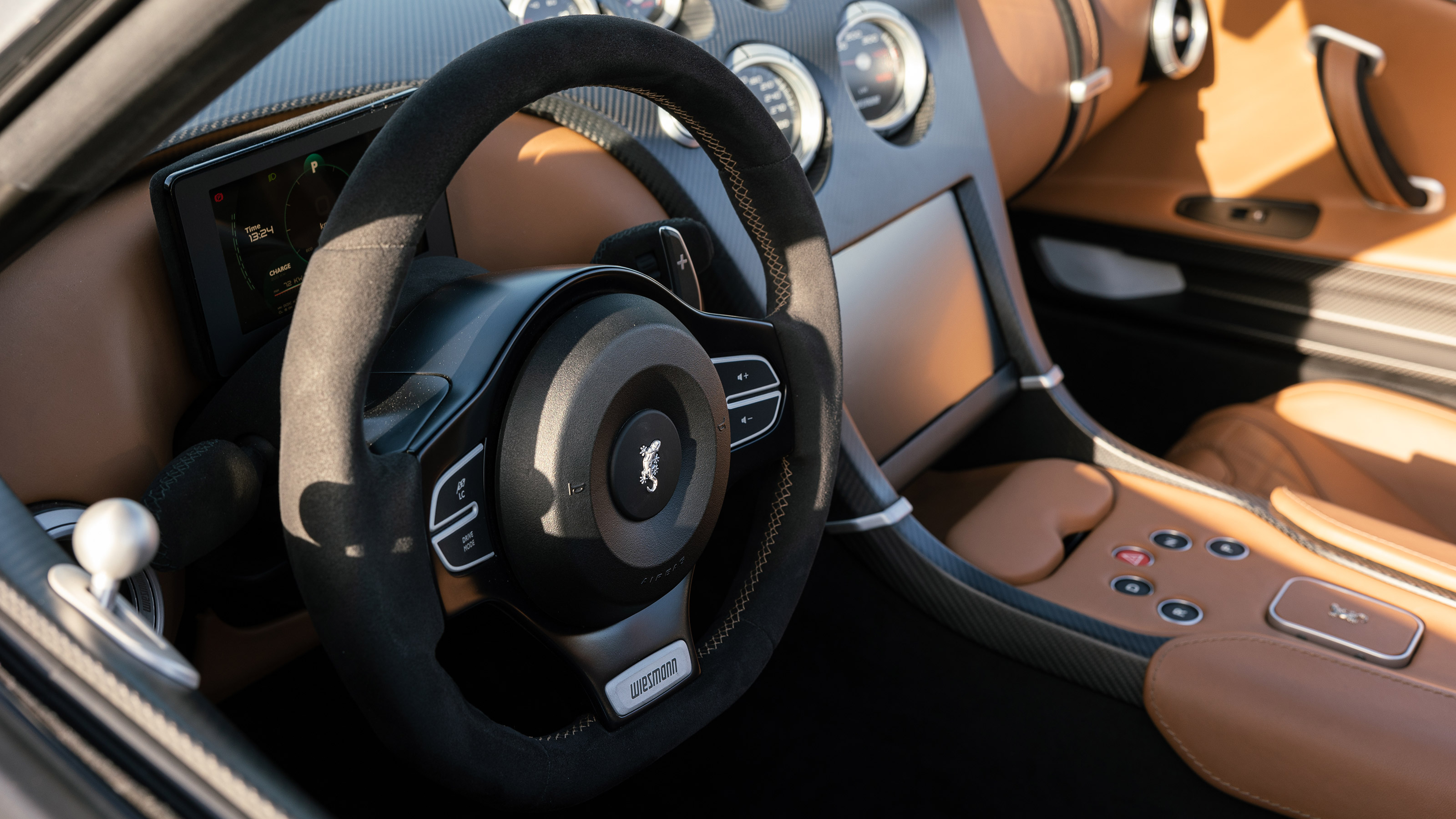 Wiesmann Project Thunderball - steering wheel