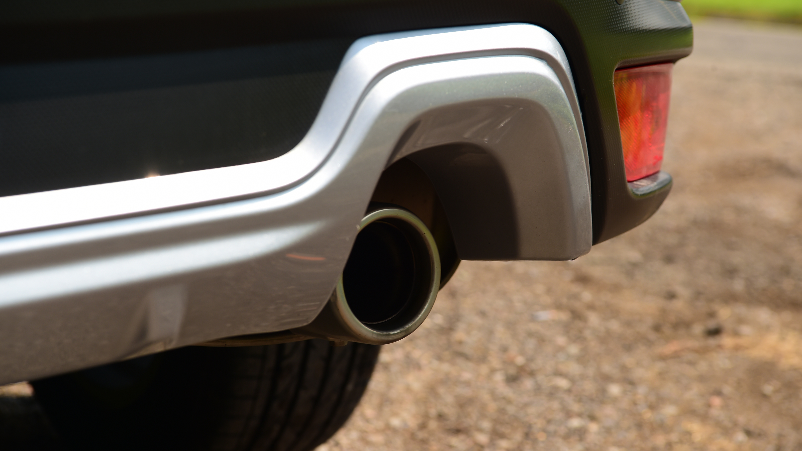 Subaru Forester - exhaust