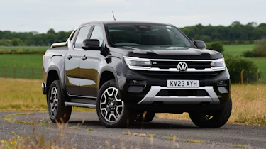 Volkswagen Amarok - front static