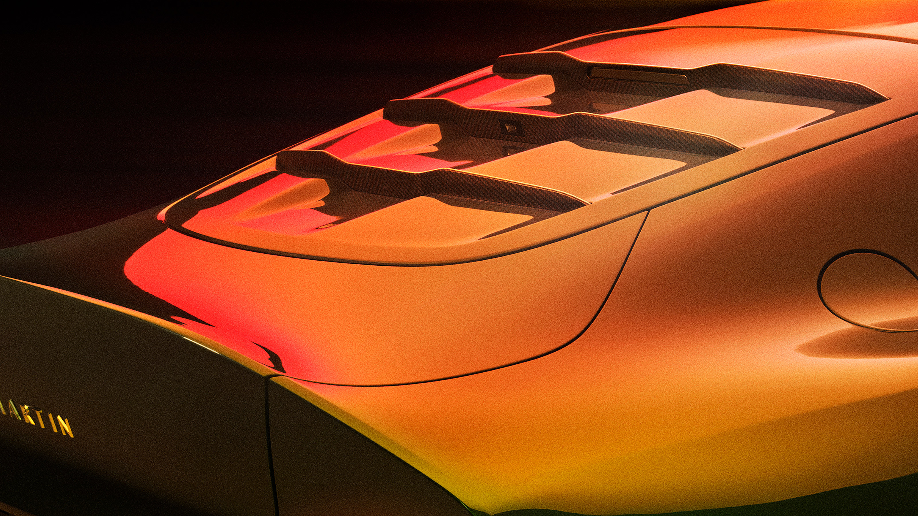 Aston Martin Valour - rear detail