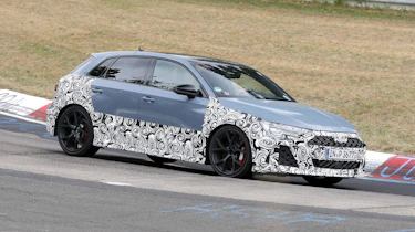 Audi RS 3 facelift spyshot 3