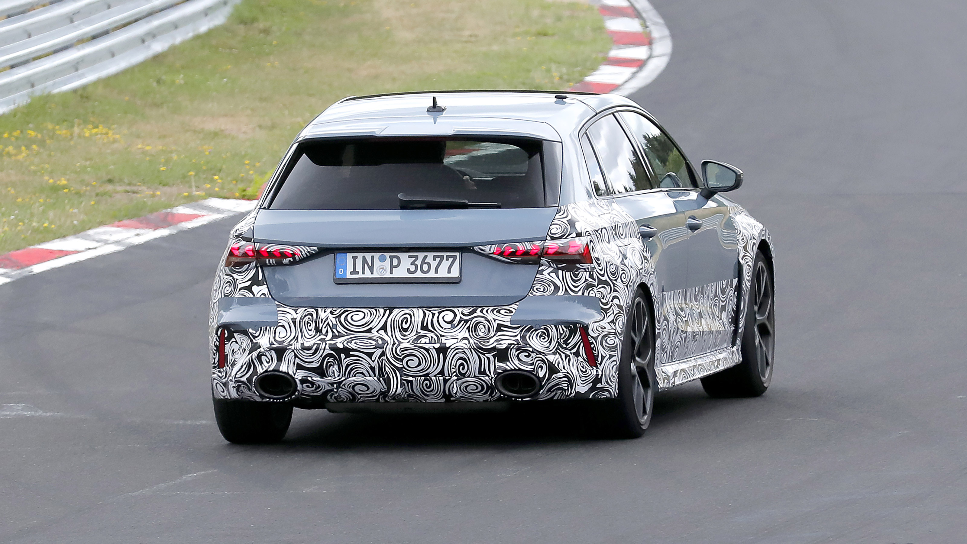 Audi RS 3 facelift spyshot 8