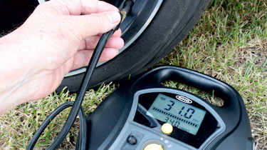 Best car tyre inflators - header