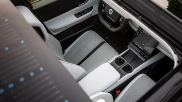 New Fisker Ocean 2023 review centre console