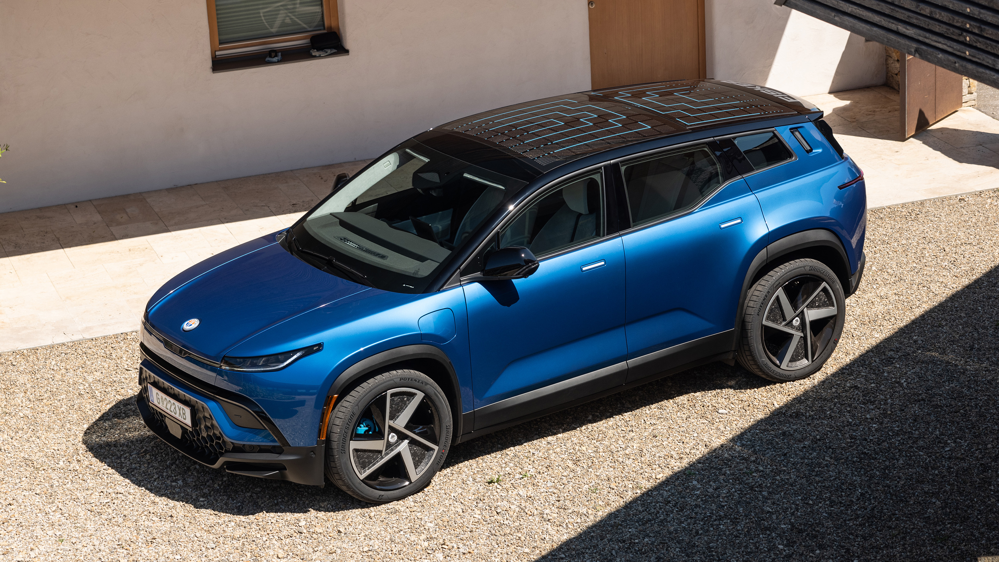 New Fisker Ocean 2023 review static