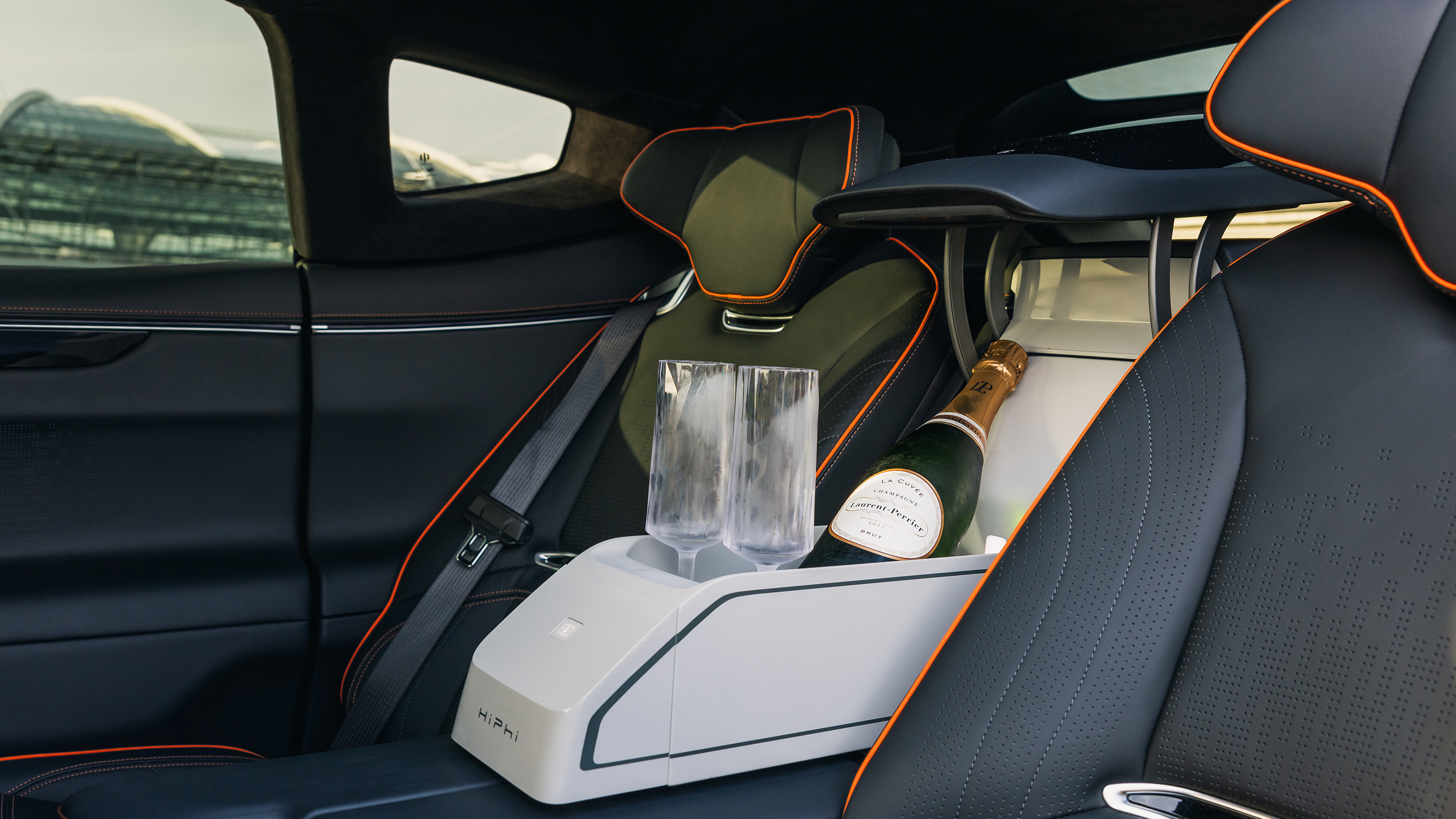 HiPhi X - rear champagne chiller