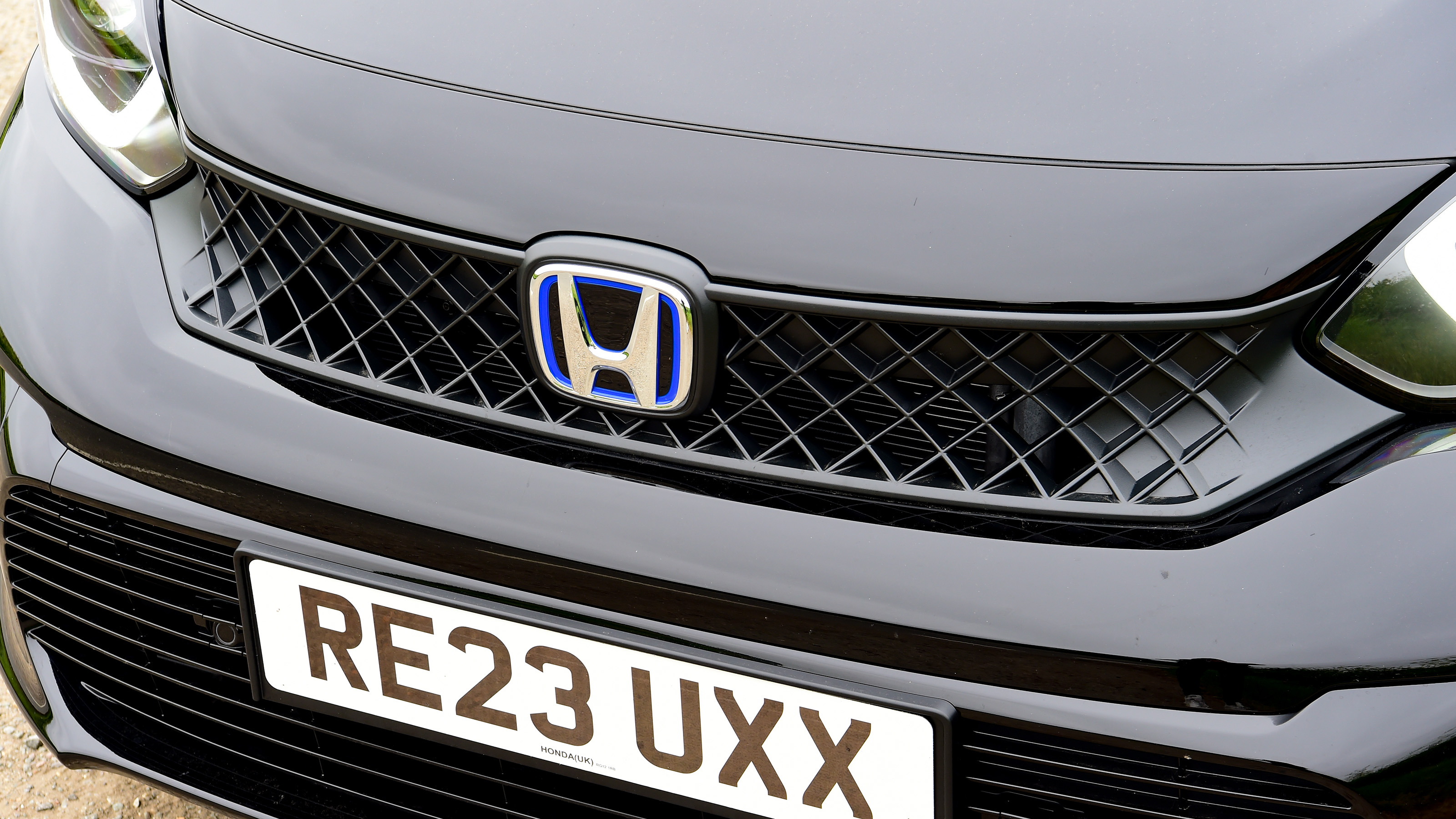 Honda Jazz - front grille