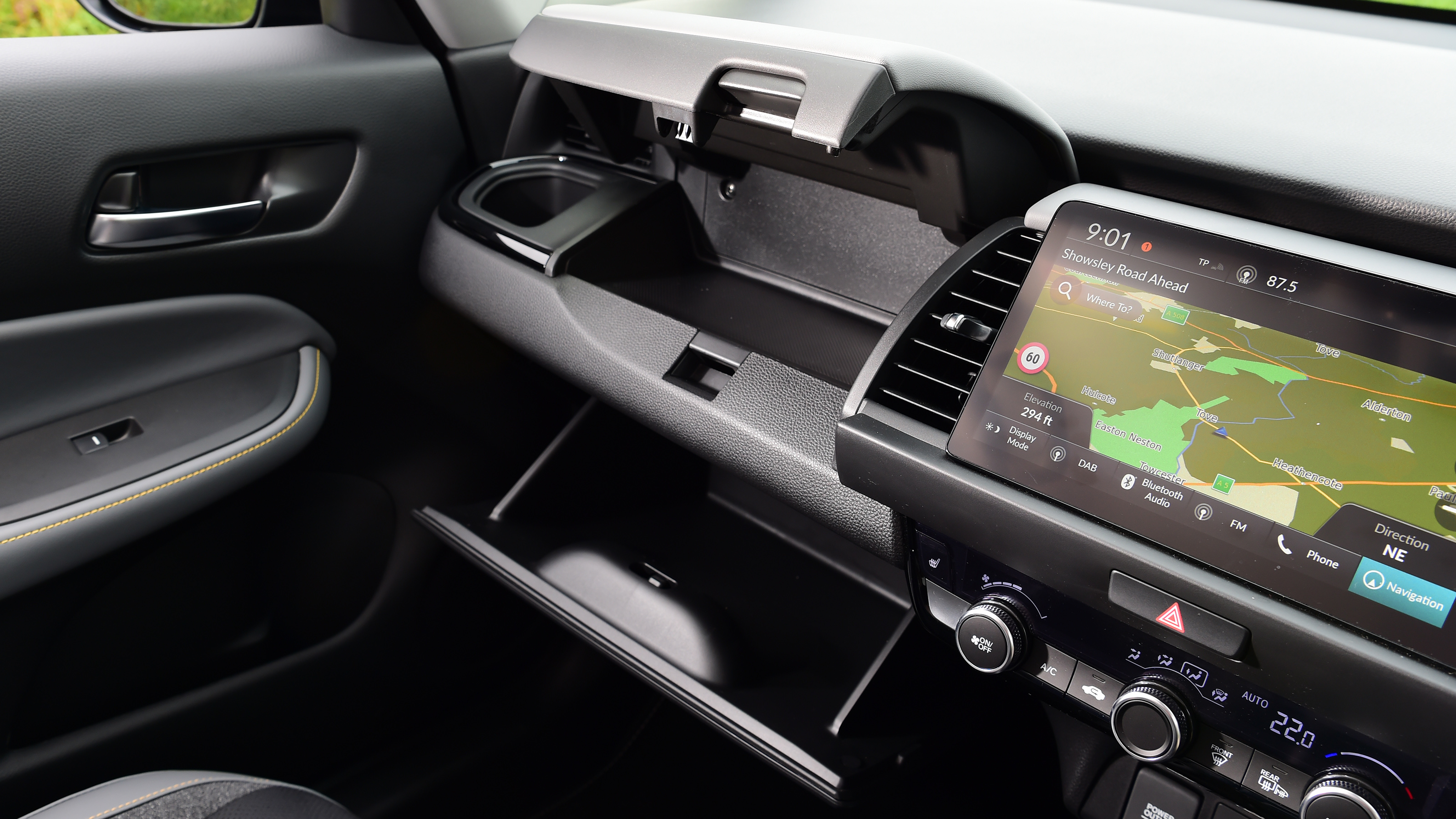 Honda Jazz - glovebox
