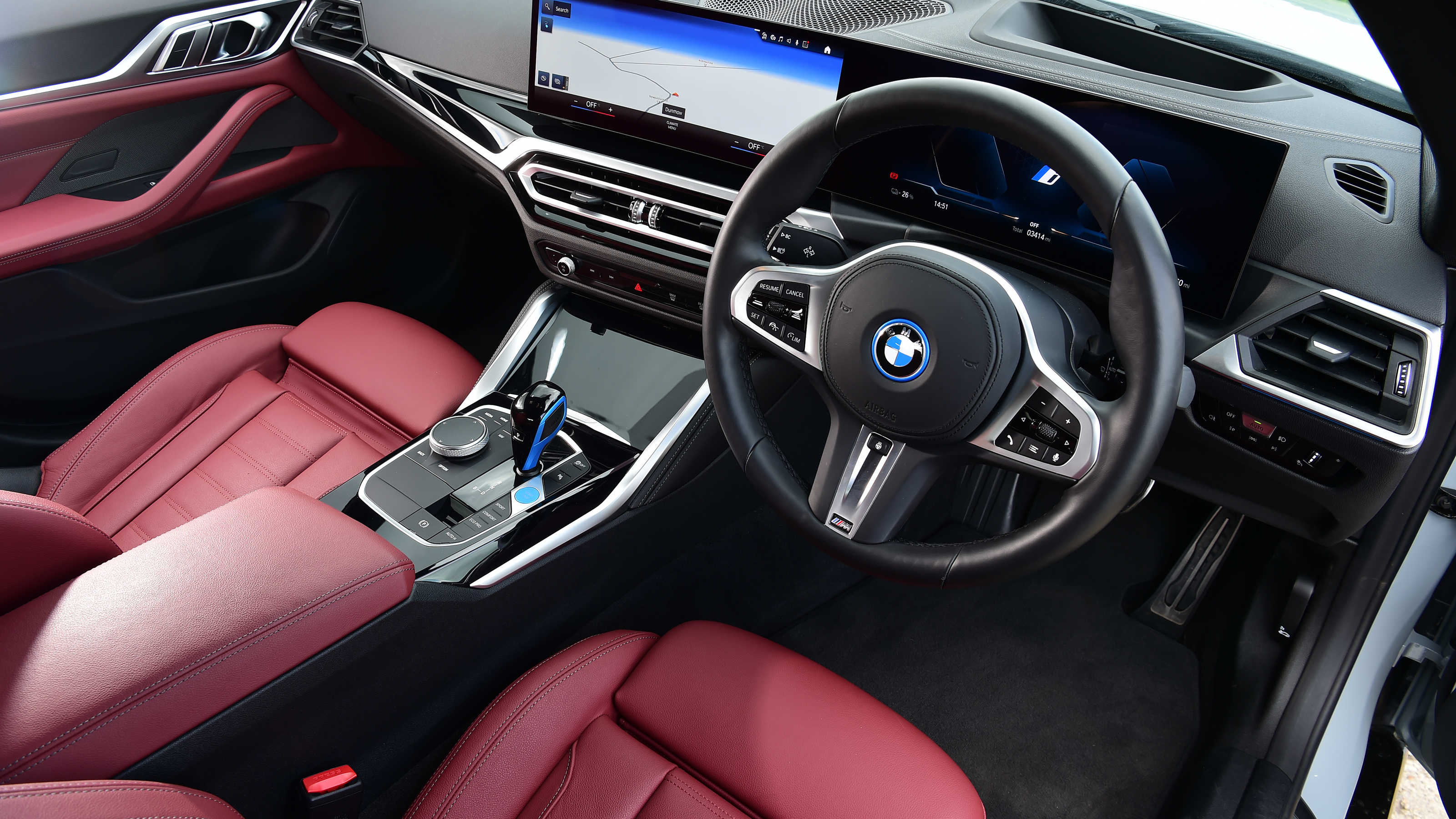 BMW i4 - dashboard