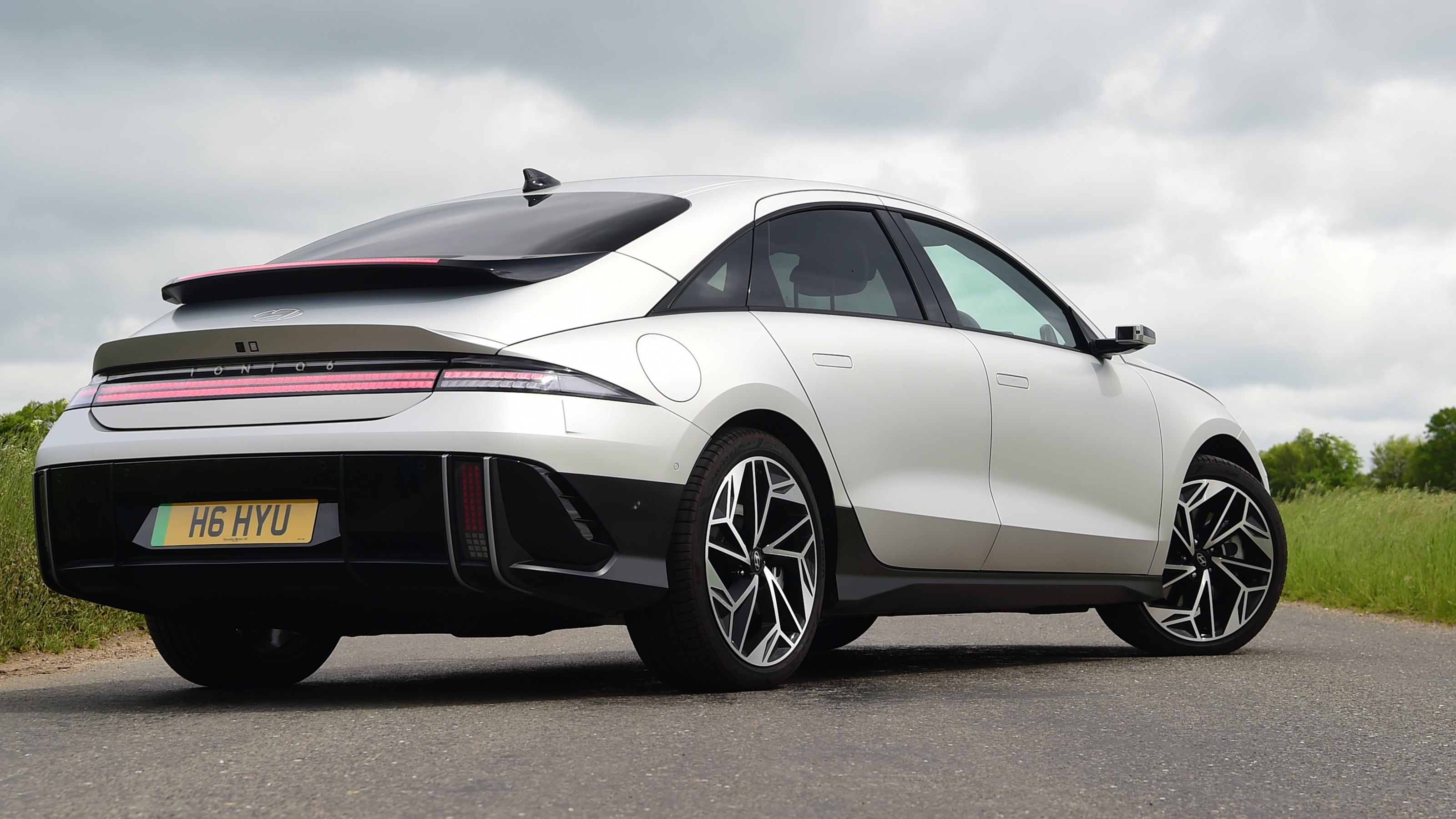 Hyundai Ioniq 6 - rear static