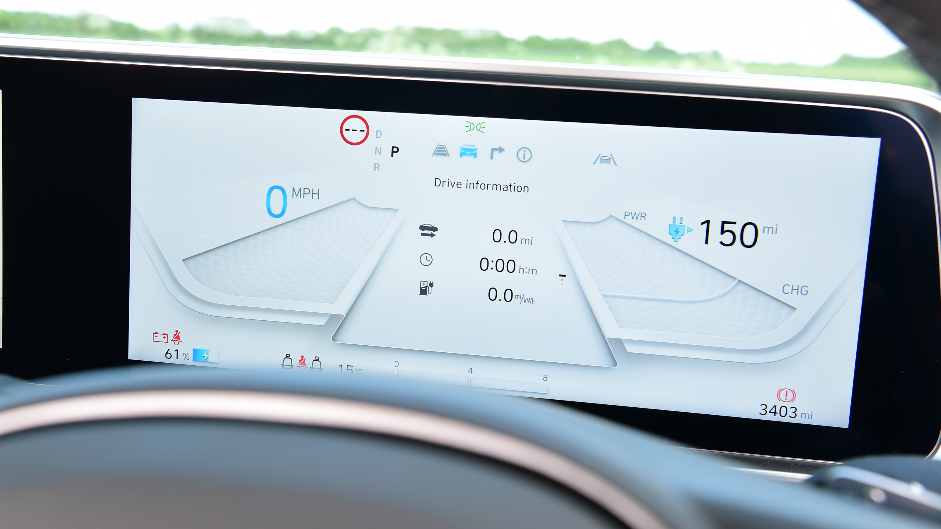 Hyundai Ioniq 6 - digital dials