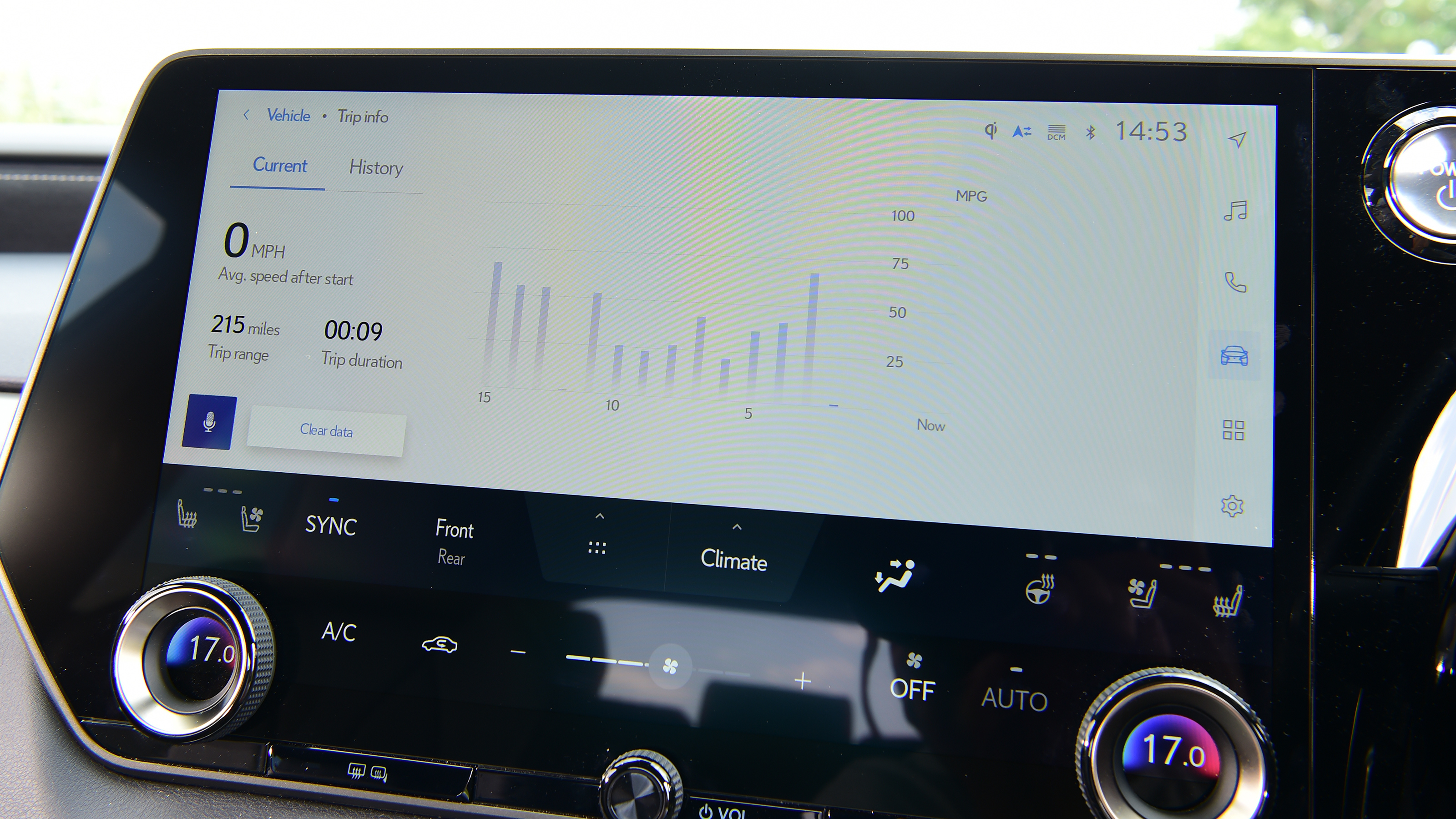 Lexus RX 500h - infotainment screen