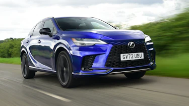 Lexus RX 500h - front tracking
