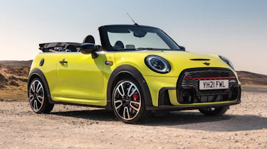 MINI Convertible - front static
