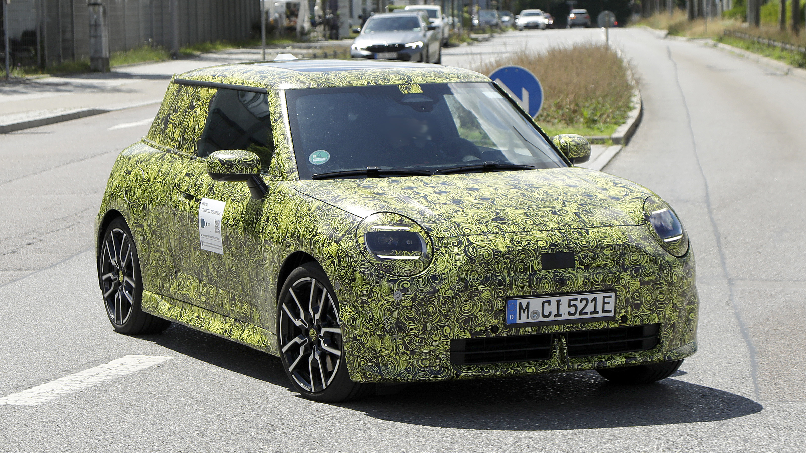 MINI Cooper JCW Electric spyshot 2