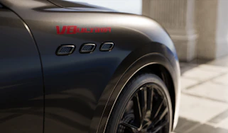 Maserati Levante V8 - side